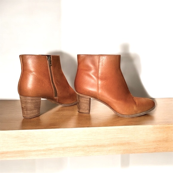 J. Crew Shoes - J.Crew Aggie 100% Italian Leather
Ankle Boots Booties Size‎ 9.5M